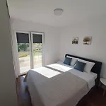 Hills Βόντιτσε