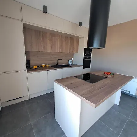 Hills Apartament *