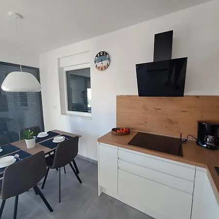 Hills * Vodice